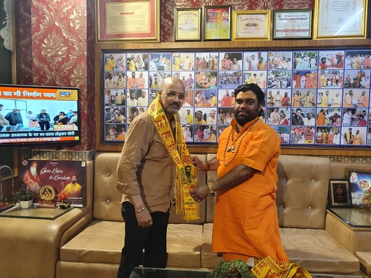 Karshini Nagendra Maharaj Of Mathura  (Vrindavan) Facilitates Producer & director Mr  Alok Shrivastava