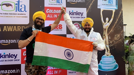 CORONA WARRIORS JITENDER SINGH SHUNTY & JYOTJEET FELICITATED AT ITA AWARDS 2021