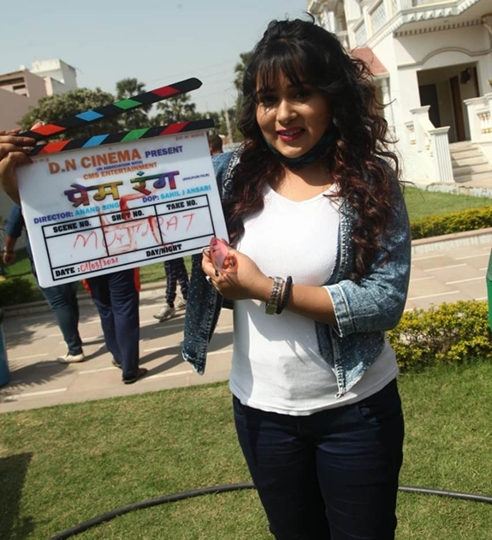 Pramod Premi  Is Shooting For His Bhojpuri Film Prem Rang In Varanasi