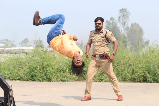 On The Birthday Of Desi Star Samar Singh  The Teaser Of FIGHTER KING  Was Launched Showing Samar Singh’s Angryman Action Avatar