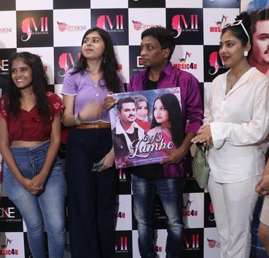 विधोत्मा शाक्या का “वो लम्हे” रोमांटिक सांग 25 जून को होगा रिलीज निर्देशक आज़ाद हुसैन