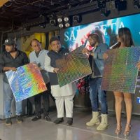 Ixigo ropes in Bollywood veterans Jackie Shroff and Suniel Shetty for their  #NikalLo campaign