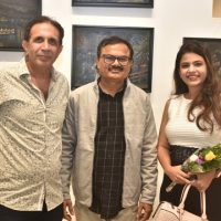 Mumbaikar Lalit Patil Captures Slums and Immortalises their Landscape in his Canvas