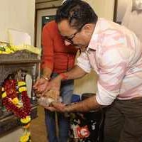 ONLY ARRANGE MARRIAGE हिंदी फिल्म का भव्य मुहूर्त व पहला गाना लता मंगेशकर स्टूडियो मुम्बई में हुआ रिकॉड, म्यूजिक डायरेक्टर प्रवीण भारद्वाज सिंगर स्वाति शर्मा, निर्माता बी के जैन भिवांडी