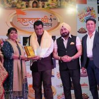 मनरंग LLP चे संचालक श्रीरंग मोहोळकर आणि डॉ. राजेश श्रीवास्तव यांच्या वतीने “महाराष्ट्र श्री सन्मान” सोहळा आयोजित करण्यात आला.