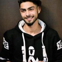 Zaan Outfits Creating Legacy From Retro To Modern Outfits